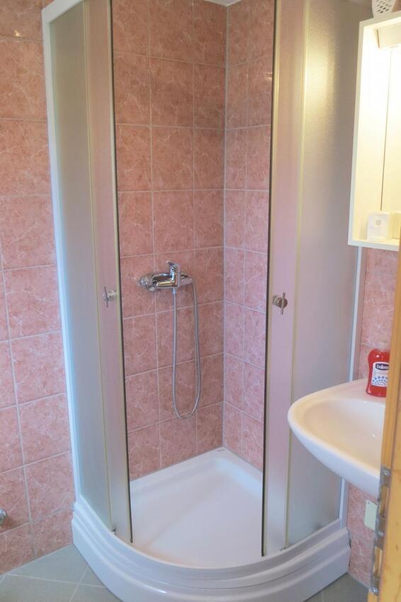 Danijel 4 Apartment *