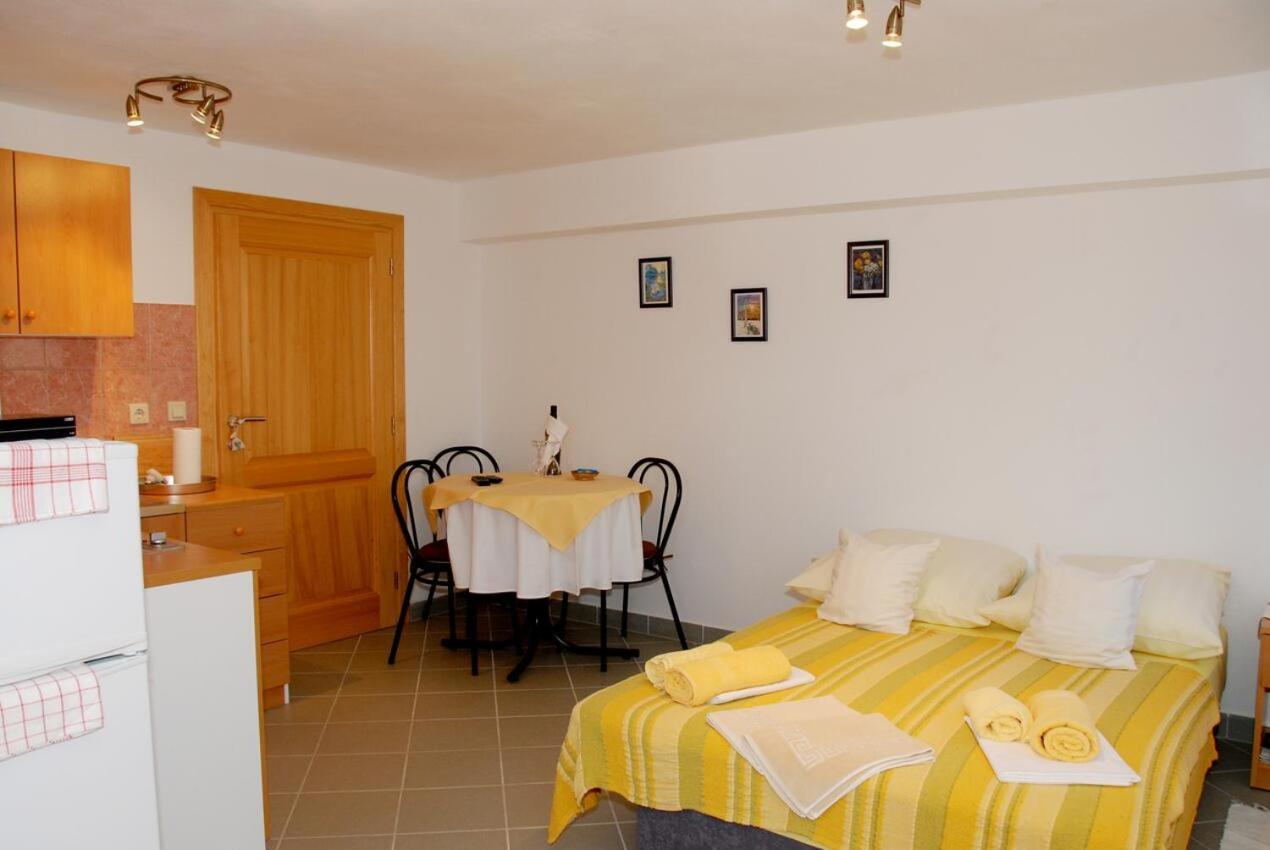 Apartment Danijel 4 *